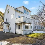5 Bedroom With Svolvaergeita View * Svolvær
