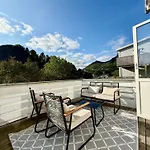 5 Bedroom With Svolvaergeita View