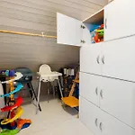 5 Bedroom With Svolvaergeita View *