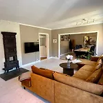 Вилла 5 Bedroom With Svolvaergeita View Свольвер