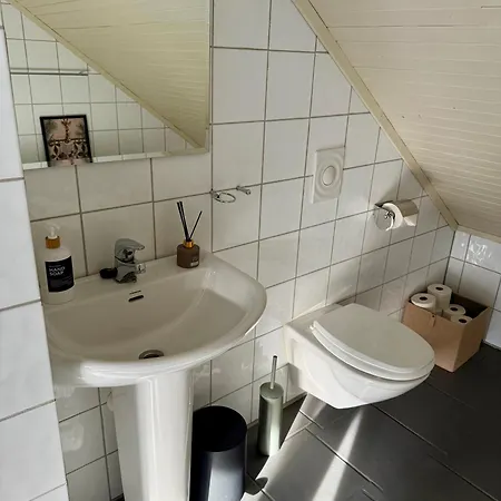 5 Bedroom With Svolvaergeita View