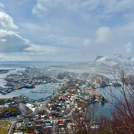 5 Bedroom With Svolvaergeita View * Svolvær