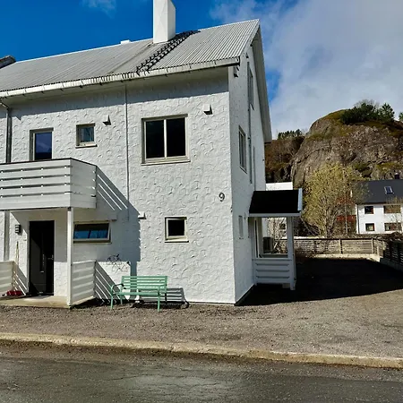 5 Bedroom With Svolvaergeita View Вилла *
