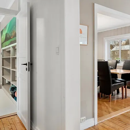 5 Bedroom With Svolvaergeita View Вилла Свольвер