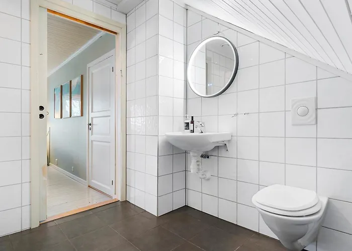 5 Bedroom With Svolvaergeita View * Svolvær