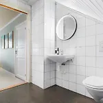 5 Bedroom With Svolvaergeita View * Svolvær